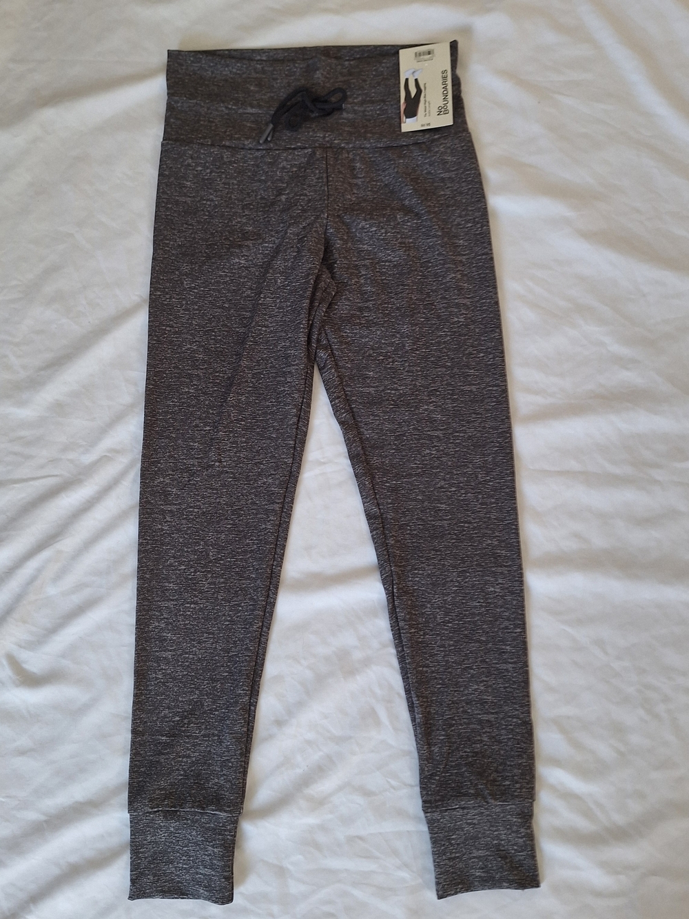 No Boundaries NWT Charcoal Grey Ankle Length Tie Waist Hight-Rise Legging S/M